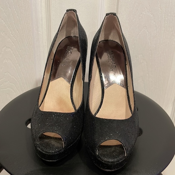 Michael Kors Glitter Heels Size 7 - Picture 3 of 12